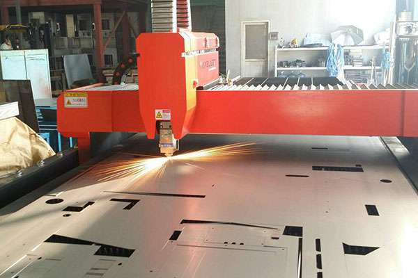 使用激光切割机精密度明显提升-易倍体育app官网登录入口-易倍(中国)
